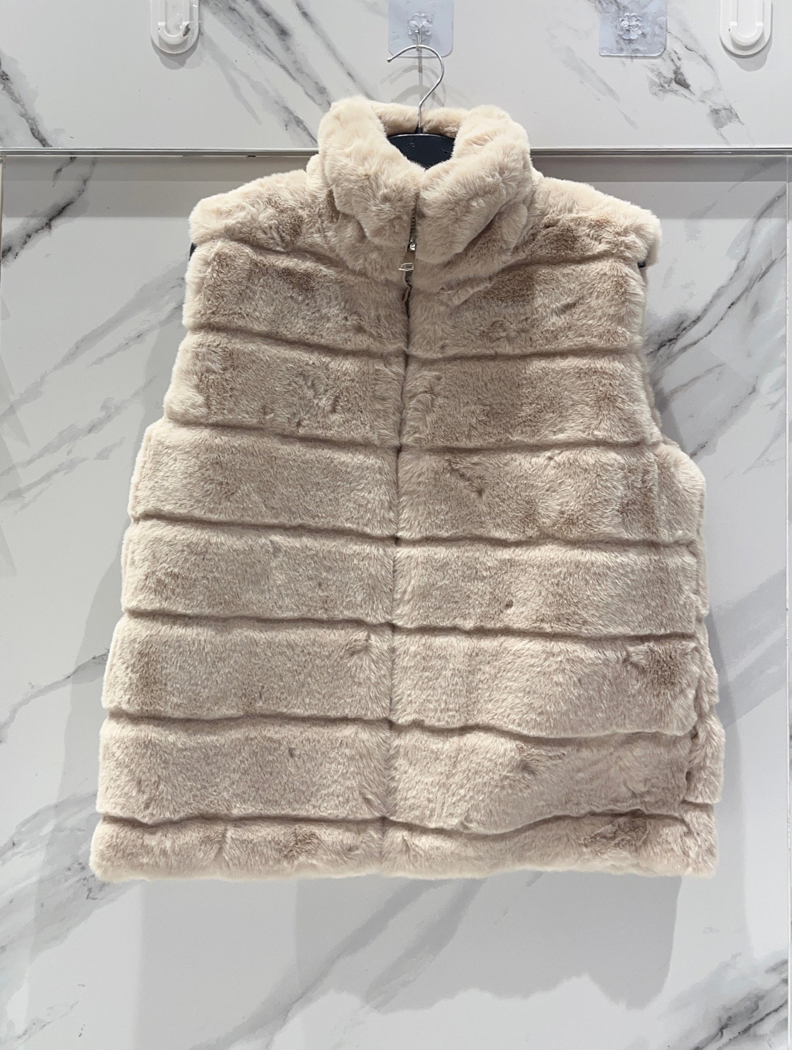 Short Fur Vest