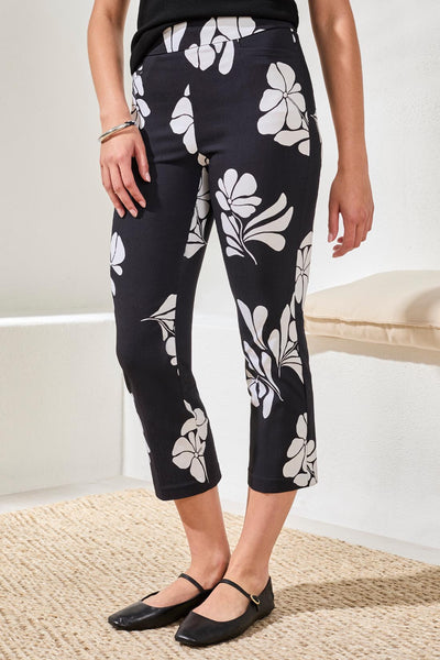 Pull-On Floral Print Capri With Pockets