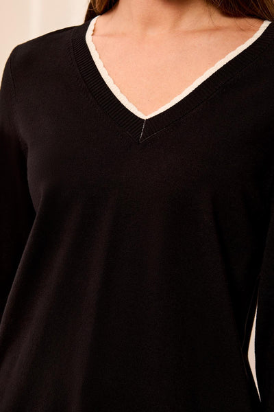 Long Sleeve V-Neck Sweater With Tipping