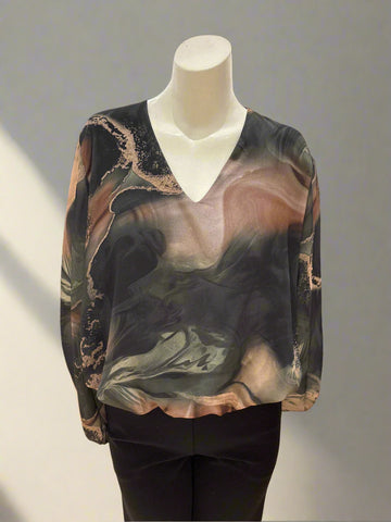 Long Sleeve V Neck Print Top