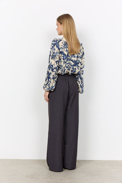 Long Sleeve Floral Print Shirt