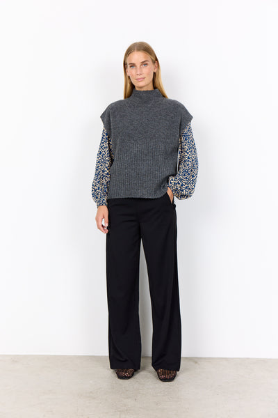 Topper-Knit Vest