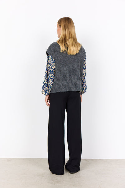 Topper-Knit Vest