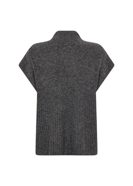 Topper-Knit Vest