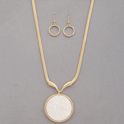 Round Acetate Pendant Metal Necklace