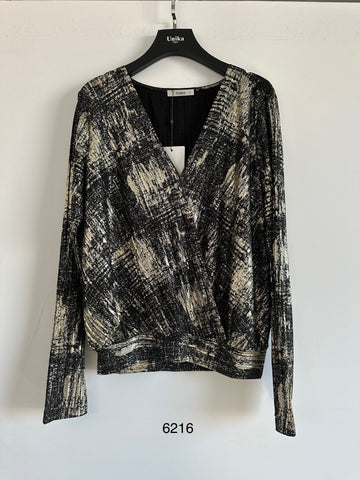 Long Sleeve Cross Over Top