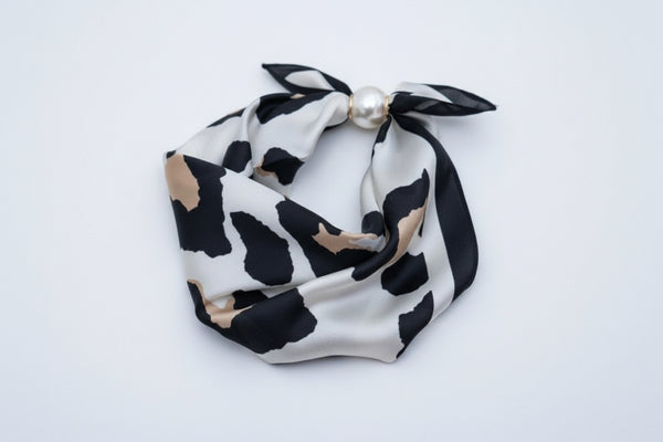 Leopard Animal Print Pattern Silky Bandana Neck Scarf