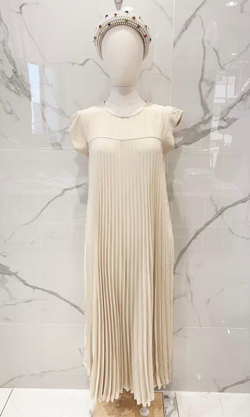 Long Pleat Skirt Dress