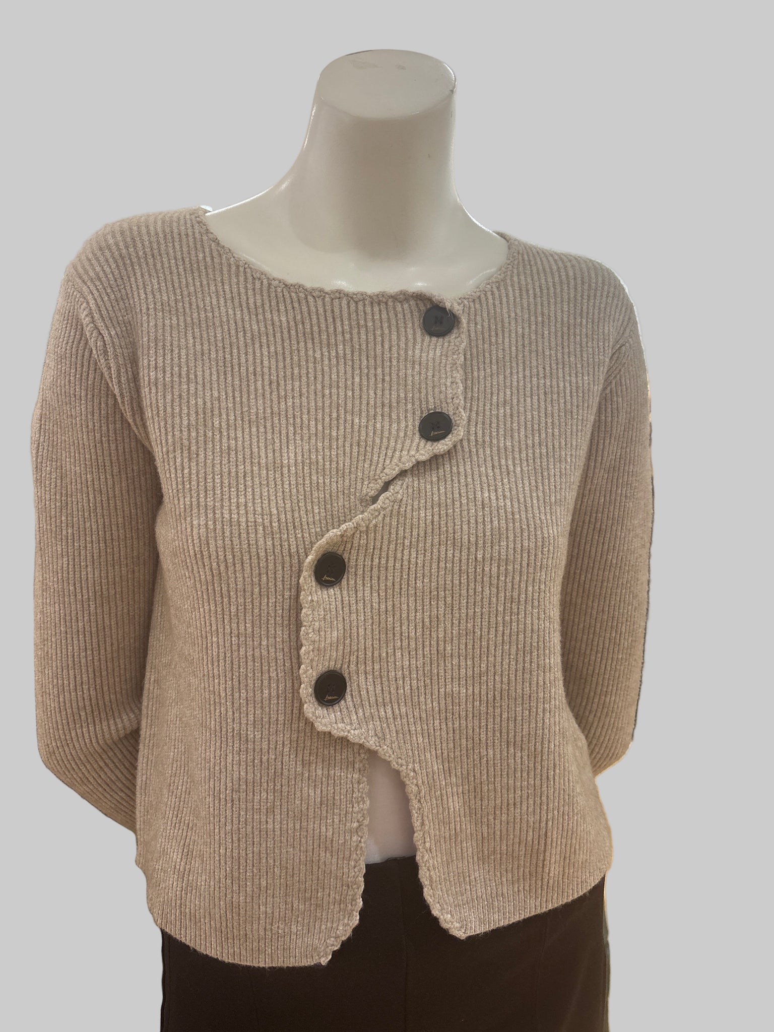 Detail Front Bolero