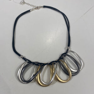 Chunky Loop Necklace