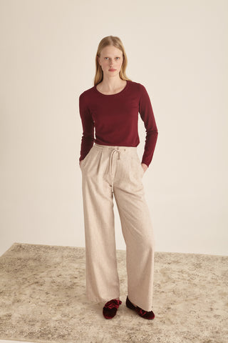 Round Neck Light Sweater