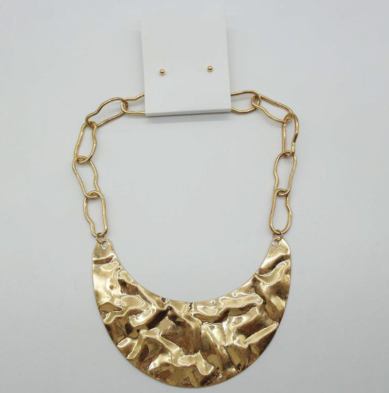Hammered Metal Bib Necklace Set