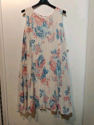 Sleeveless Printed  Dress