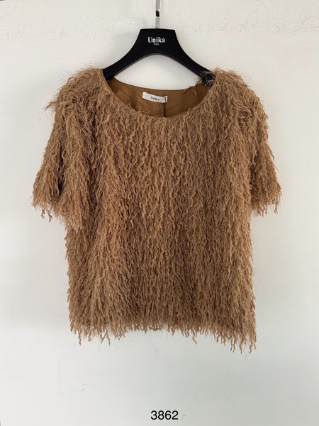 Short Sleeve Detail Top