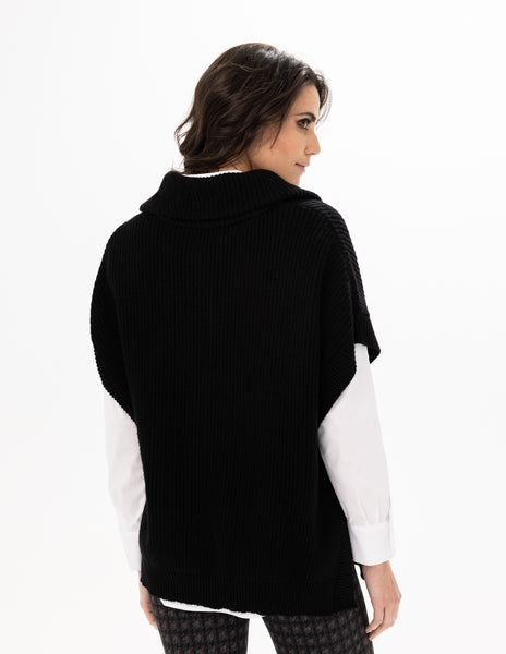 Knit Zipper/Neck Sweater Vest