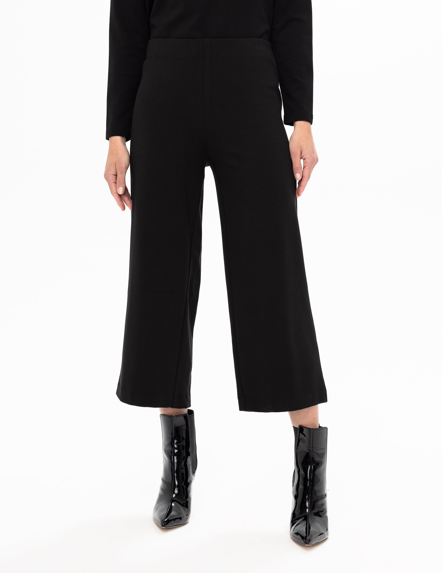 Pull-On Wide Leg Ponte Gaucho