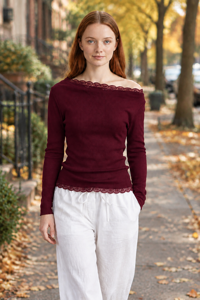 Lace Trim Light Sweater in bordeaux