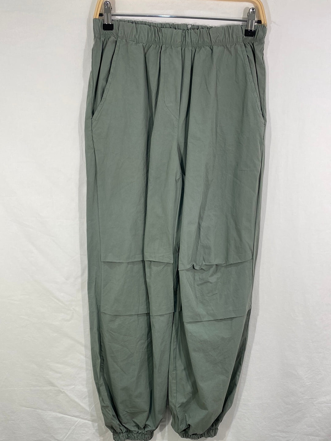 Detailed Pant
