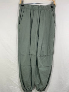 Detailed Pant