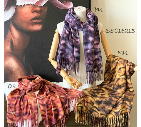 Print Fringe Trim Scarf