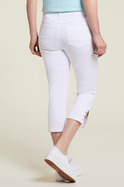 5 Pocket Pull-On Capri With Side Slit