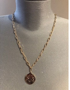 PENDENT NECKLACE