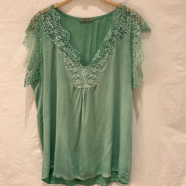 Sleeveless Lace Detail Top - Italian