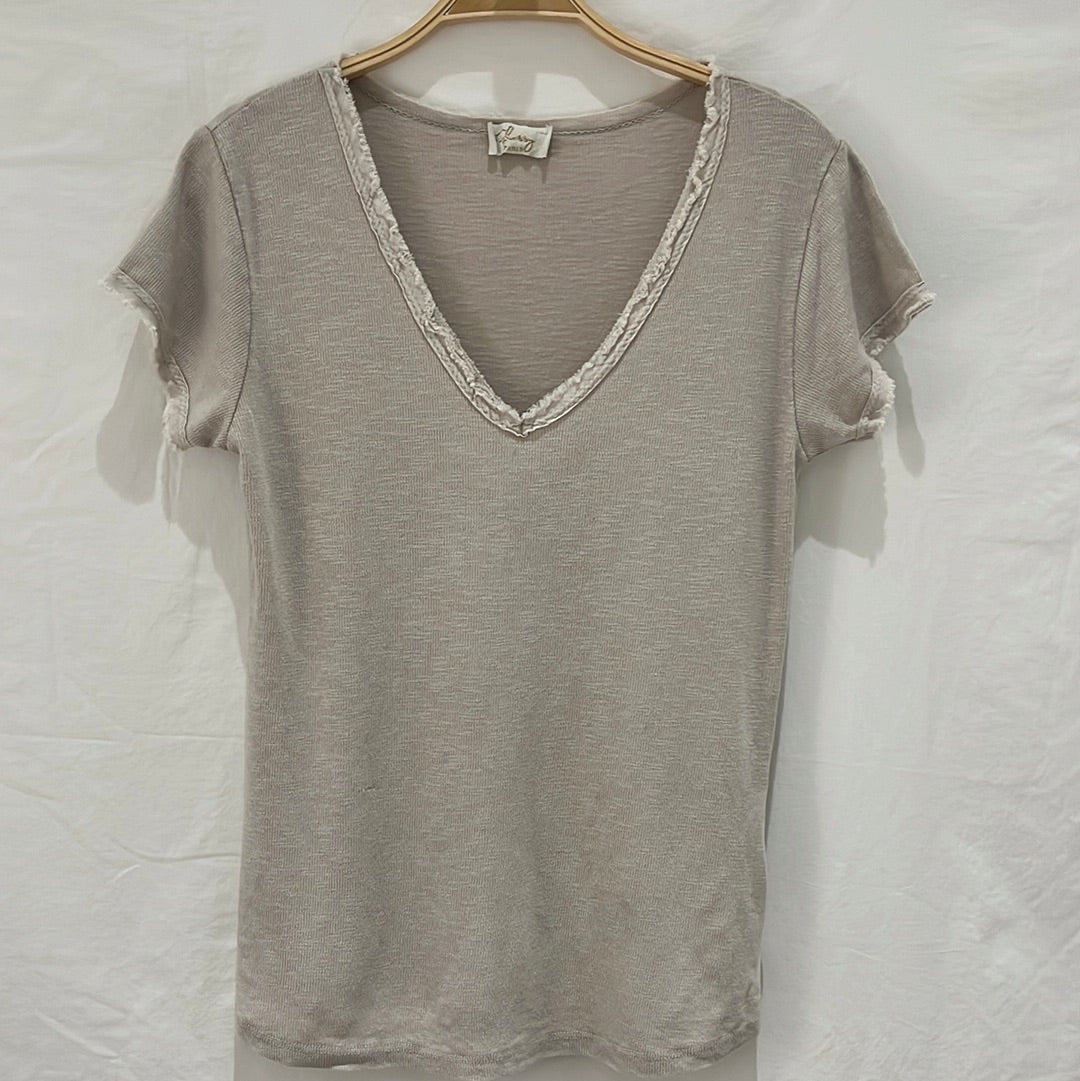 Short Sleeve V-Neck Cotton Top