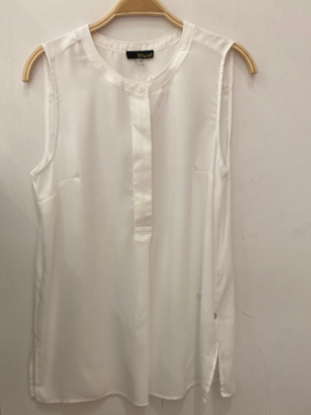 Sleeveless Blouse